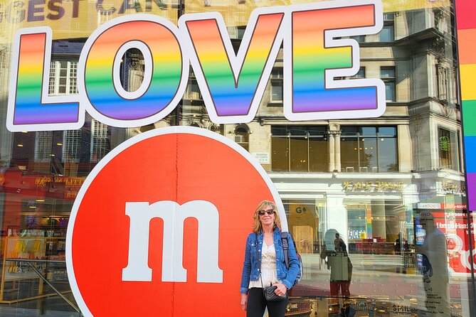 Exciting Full Day Walking Tour - See All London Sites - St. Jamess Palace and St. Jamess Park