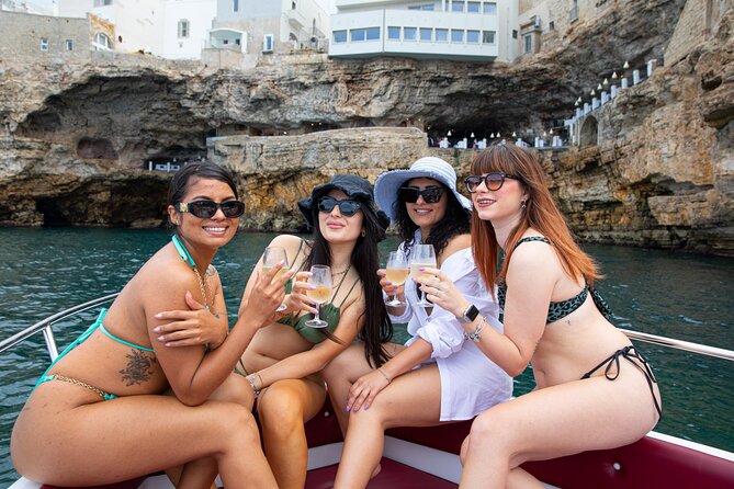 Exclusive 1,5-Hour Private Boat Tour in Polignano a Mare - Lama Monachile and Its Iconic Coastal Setting