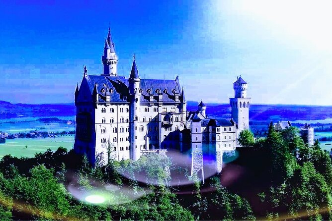 EXCLUSIVE 3 Royal Castle SKIP-THE LINE Tour of Neuschwanstein + Linderhof + Hohenschwangau from Munich - The Spectacular Pöllat Waterfall and Castle Courtyards