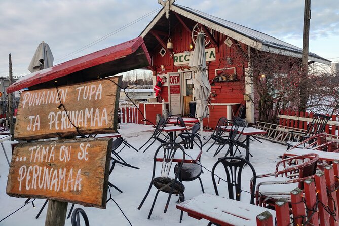 Exclusive 4 hour VIP Tour Helsinki by Lux Car with Guide+Lunch - Olympic Stadium and Paavo Nurmi Statue