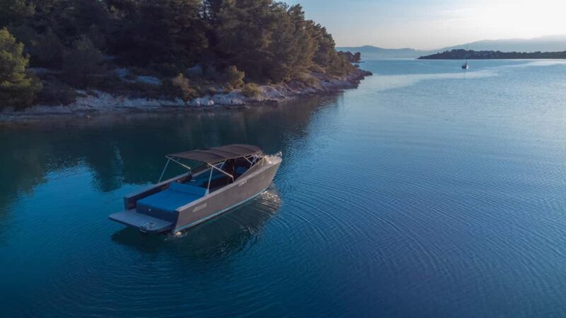 Exclusive Blue Lagoon Luxury Boat Tour from Split - Visiting Trogir’s Historic Streets and Sunken Ship in Neujam Bay
