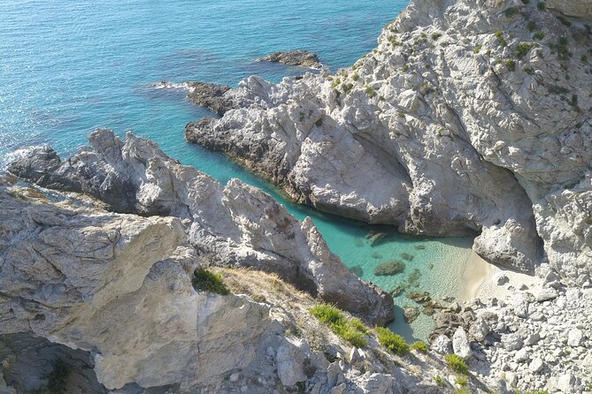 Exclusive boat tour for up to 9 people, beautiful Tropea - Cultural and Scenic Highlights Along the Coast