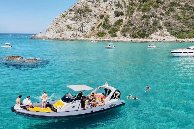 Exclusive boat tour in Tropea. Just you and your family - 4 hours - Visiting the Local Fishermen’s Bay at Spiaggia Santa Maria
