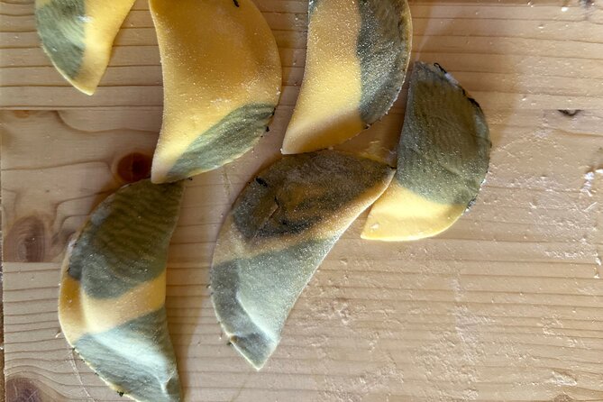 Exclusive Cooking Class: Pasta, Truffle, and Wine tasting - Practical Details: Meeting Point and Transportation Options