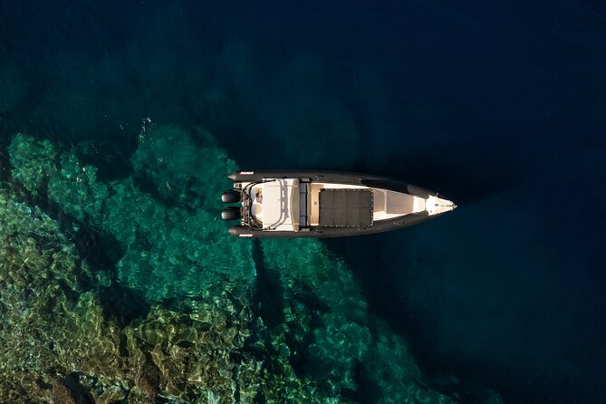 Exclusive cruise experience in Santorini - Logistics and Booking Considerations