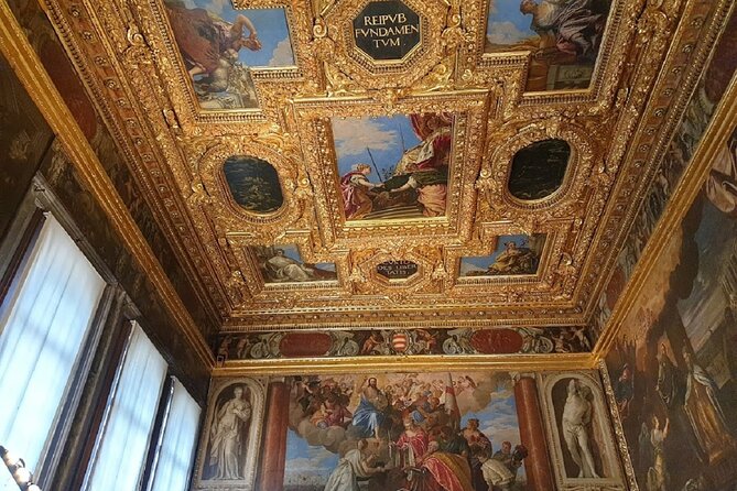 Exclusive Entrance Doge Palace & St. Mark's Basilica Terrace Tour - Early Access to Venice’s Historic Landmarks