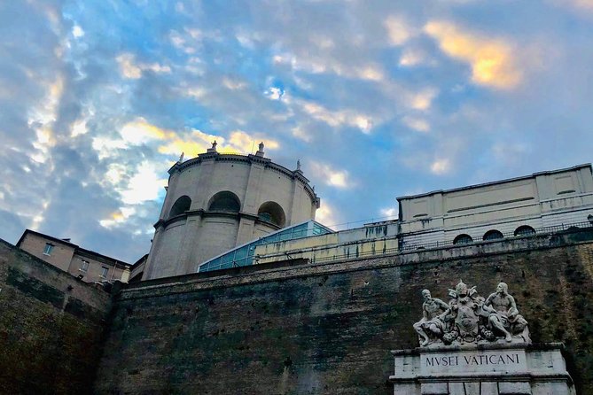 Exclusive Guided tour : Vatican Museum,Sistine Chapel & Basilica - Exploring the Vatican Museums Rich Collection