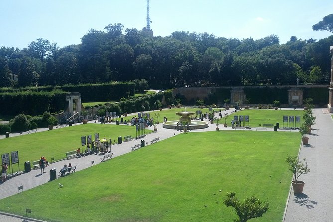 Exclusive Guided tour : Vatican Museum,Sistine Chapel & Basilica - The Journey to St. Peter’s Basilica