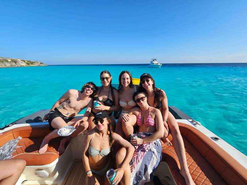 Exclusive Isla Mujeres and Cancun Private Yacht Tour - Floating Mat for Added Relaxation and Fun