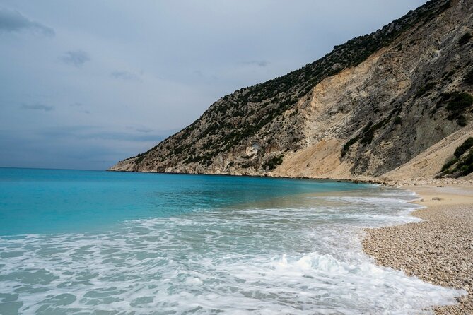 Exclusive Kefalonia Gems - Culture, Nature & Flavor - The Guide’s Role and Tour Atmosphere