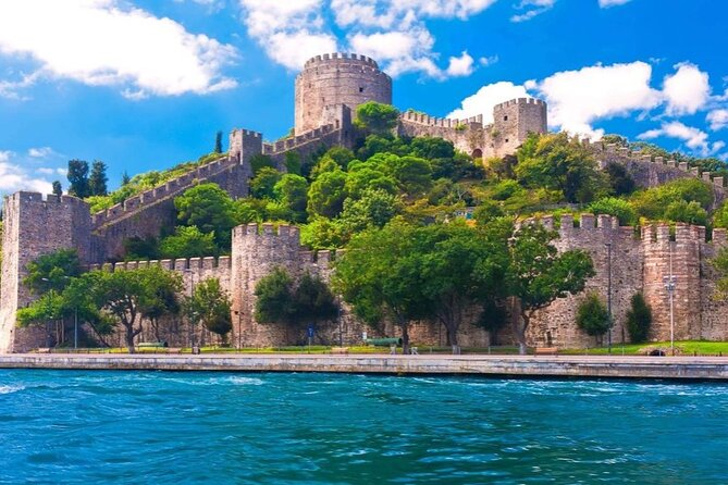 Exclusive Luxury Yacht Bosphorus Sightseeing Cruise in Istanbul - The Anatolian Fortress: A Step Back in Time