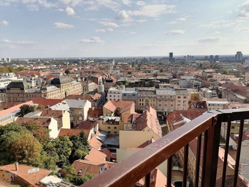 Exclusive old Zagreb walking tour - Strossmayer Walk and Zagreb Viewpoint at Night