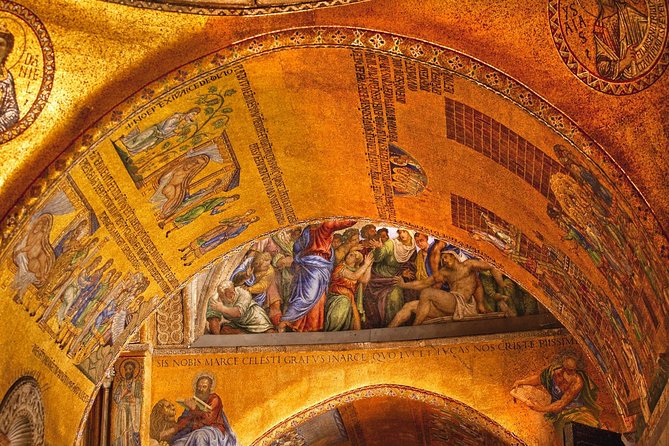 Exclusive Private Tour of Saint Mark's Basilica After Hours - The Splendor of Golden Mosaics in a Nighttime Setting