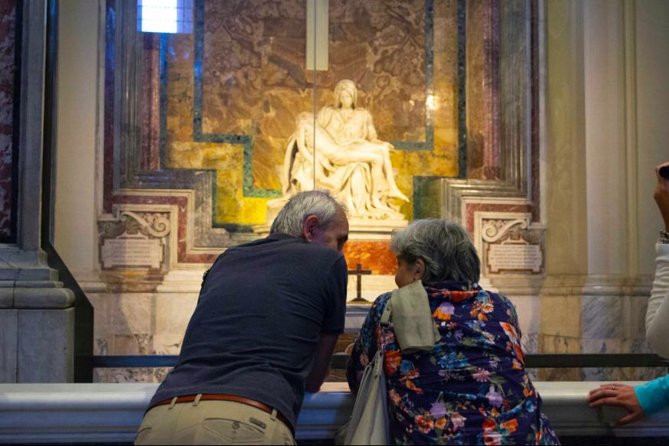 Exclusive Private Tour: Vatican Museums, Sistine Chapel and St Peter's Basilica - Inside the Magnificent St. Peter’s Basilica