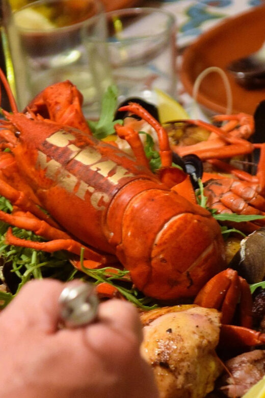 Exclusive Rooftop Paella & Wine  Sunset Dining in Palma - A Flavorful Menu with Local Specialties