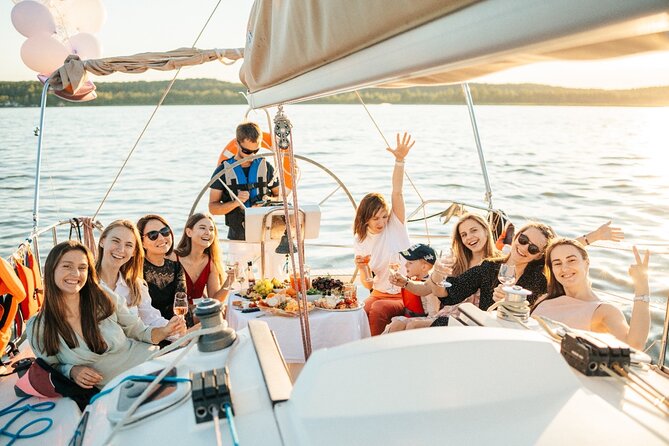 Exclusive sailboat Palma with audio guide and Majorcan Flavors - Unique Mallorca Sailing Experience with Audio Guide and Flavors