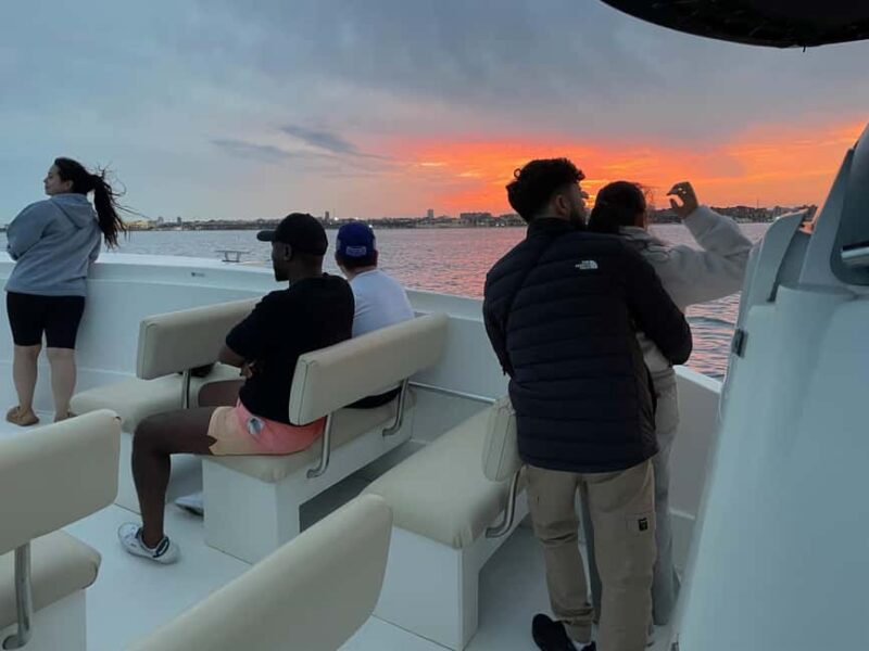 Exclusive sunset cruise in Valencia, Sunset - How This Sunset Cruise Compares to Similar Experiences