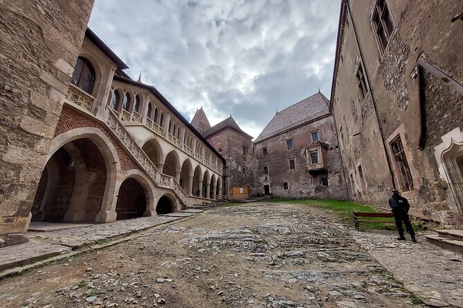 Exclusive Tour: Corvin Castle, Alba Iulia and traditional villages from Sibiu - Key Points