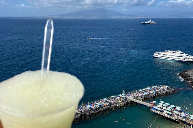 Exclusive tour in Sorrento and Pompeii with transport and tickets - Exploring the Sorrento Coast and Municipal Villa