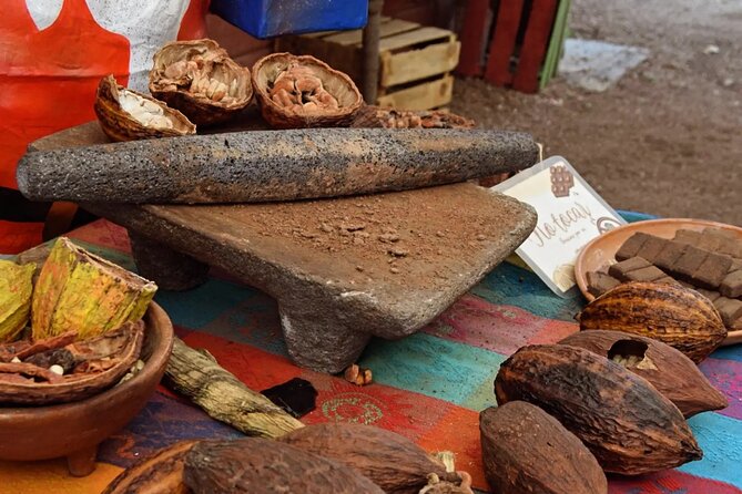 Exclusive Tour in Teotihuacan, Breakfast in the Cave and CDMX pick-up - Discovering Mexican Chocolates and Insect-Inspired Sweets at Taller de Cacao Cacahuatl