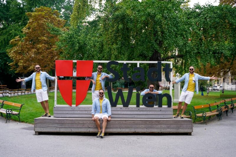 Exclusive Vienna Photography Session and City tour - Whats Included: Photos, Drinks, and a Personal Touch