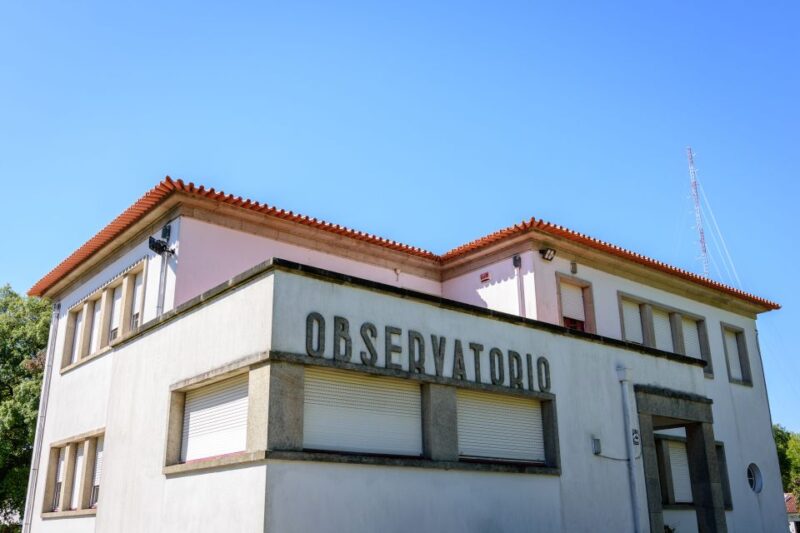 Exclusive visit to the Astronomical Observatory of Gaia - Limitations and Considerations for Visitors