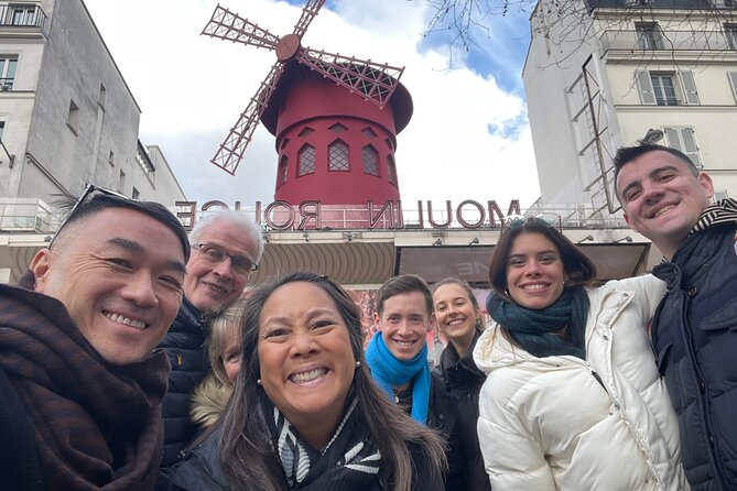 Exclusive Walking Tour In Montmartre With Local Guide - Indulging in Paris’s Oldest Chocolate Shop: A la Mère de Famille