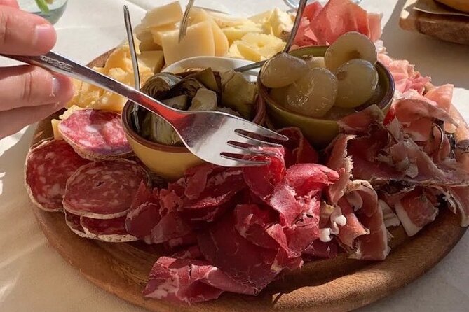 Exclusive wine tasting in Brunate - The Charm of Brunate and Its Landmark