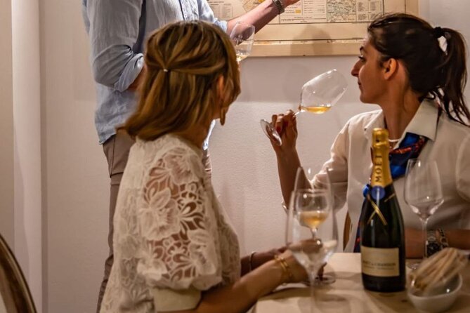 Exclusive Wine Tasting in the Historic Center of Siena - Key Points