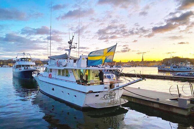 Exclusive Yacht Tour of Stockholm: sunset, dinner, lunch, cruise - Onboard Drinks and Snacks