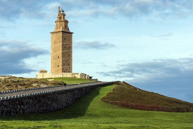 Excursion a A Coruña y Betanzos desde Santiago de Compostela - The Guide and Group Experience