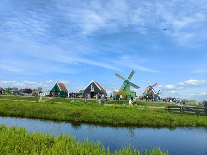 Excursion from Amsterdam to the windmills of Zaanse Schans - Practicalities and Accessibility
