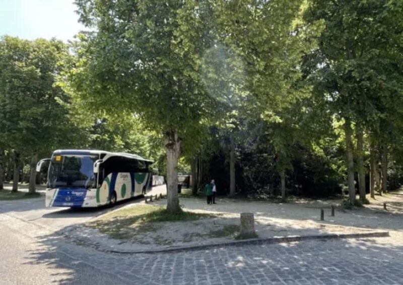 Excursion from Paris to Versailles Palace by Tootbus - What To Bring and Tips for a Smooth Visit