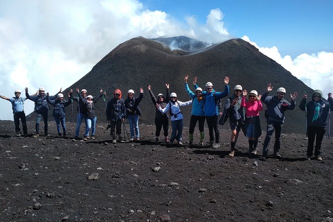 Excursion on the summit craters of Etna, with cable car and 4x4 bus - Key Points