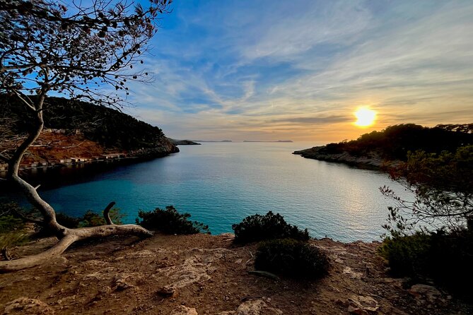 Excursion to Cala Salada, Punta Galera and Cala Saladeta paddle surf - The Experience Provider: Discover Ibiza Hikes
