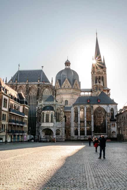 Excursion to Cologne and Aachen from Brussels - The Pacing and Timing of the Day