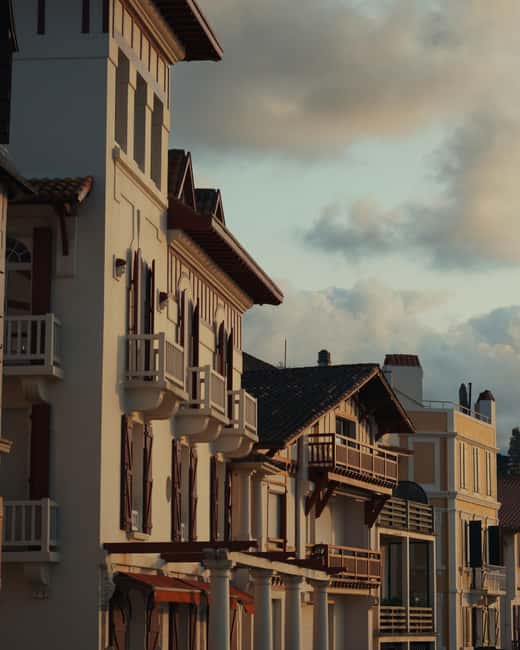 Excursion to the villages of the French Basque Pyrenees: Espelette, Ainhoa, and Sare - Frequently Asked Questions