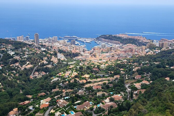 Excursion Van > Cannes > Nice > Eze Village > Monaco Monte-Carlo - How the Tour Begins: From Cannes to Nices Promenade des Anglais