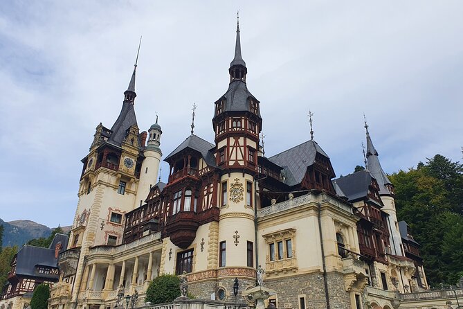 Executive Dracula Day Trip - See Bran & Peles Castle, Brasov from Bucharest - Discovering Bran Castle: The Most Visited Tourist Attraction in Romania