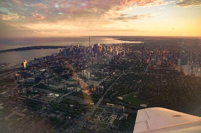 Exhilarating 120km Aerial Tour of Toronto with iflyTOTO - Viewing Toronto from Above in a Small Plane
