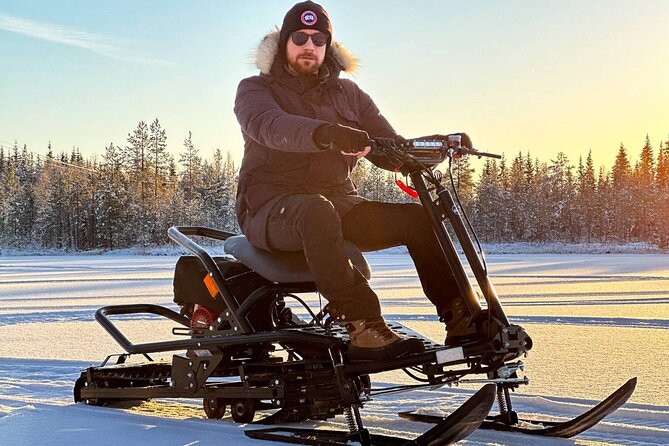 Expedition "INTO THE WILD" Safari and Lunch in Glass Igloo - Warm Up with a Traditional Lapland Lunch in a Glass Igloo