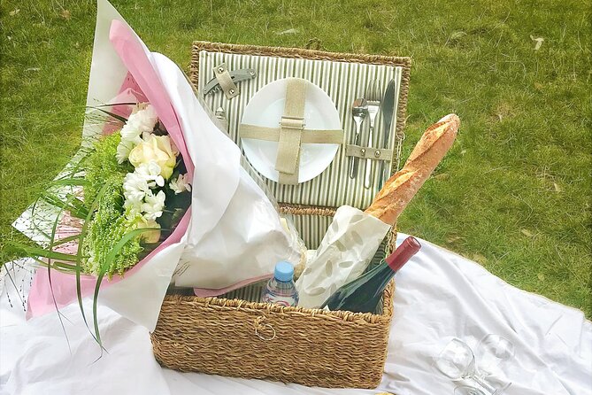 Experience a Decadent French Picnic with Wine Pairing in Paris - The Food and Wine Pairings of the French Picnic