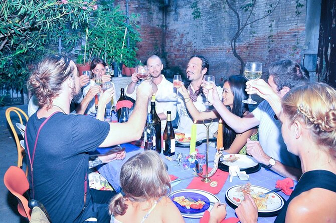 Experience A Traditional Sailors Supper In The Venetian Lagoon - The Seafood Feast: Fresh, Traditional, and Homemade