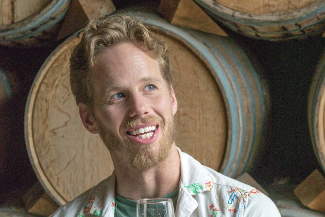 Experience an Artisanal Tequila Tour - Enjoying Live Music and Local Bars in Amatitan