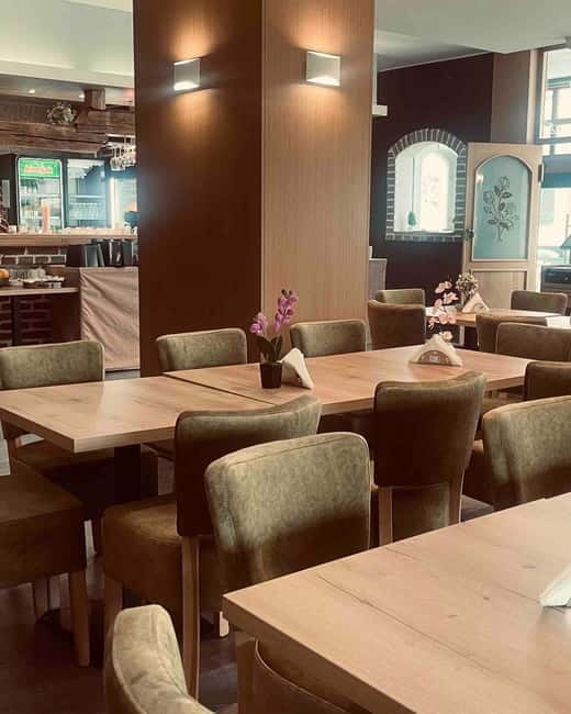 Experience Bosnian Cuisine: Learn to Make Lonac & Hurmasice - Sampling Bosnian Coffee and Sweet Treats