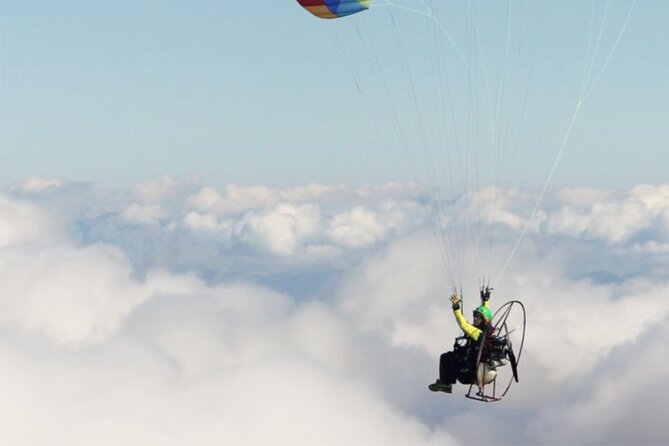 Experience Excitement With Paramator or paragliding. - Who Will Enjoy This Flight Most?