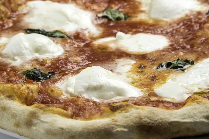 Experience Food, Wine and Local Life in Rome - Indulging in Roman Pizza