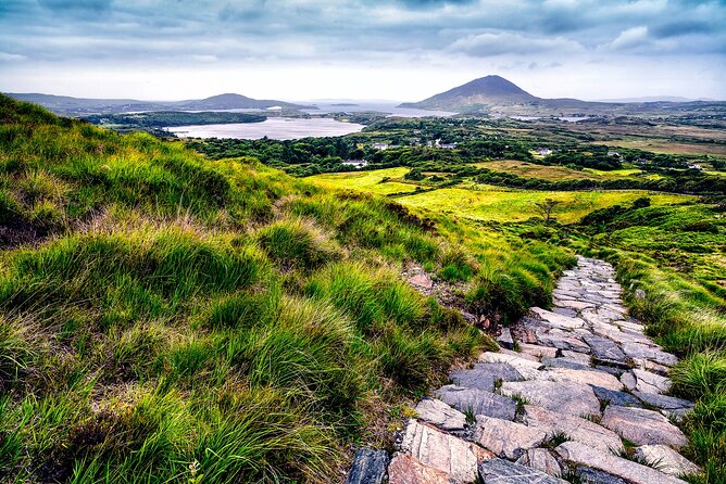Experience Journey Through Irelands Heart - Explore Ireland’s Heart: An Intimate Tour of Connemara from Galway