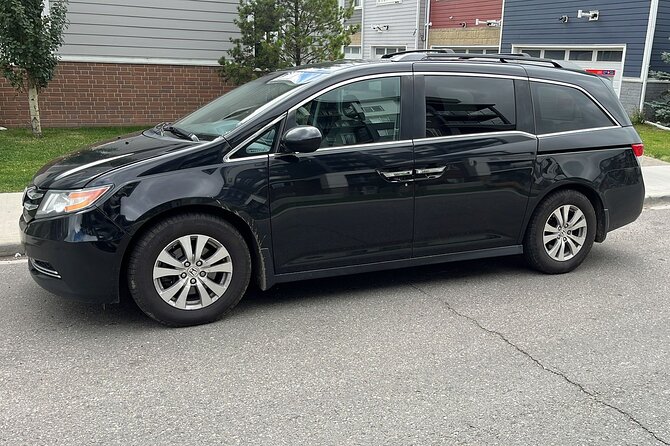 Experience Private Airport Transfer in Calgary - Key Points