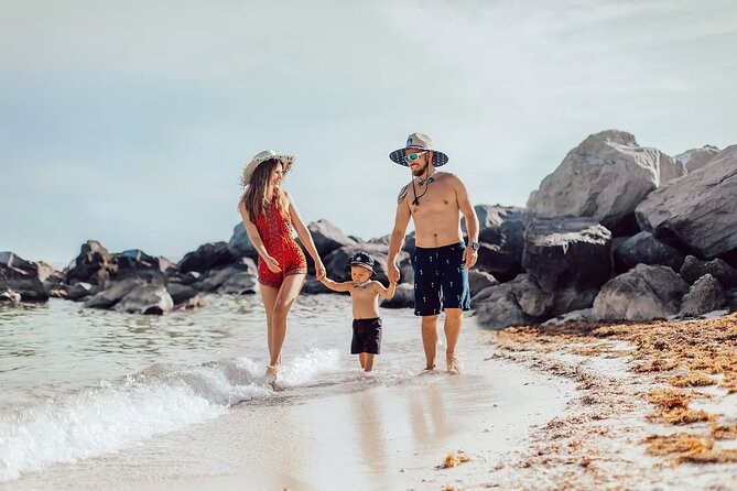 Experience Private Family photoshoot on Newport Beach - Logistics: Meeting Point and Group Size